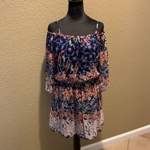 Flower print mini dress. Off shoulder with adjustable straps. M